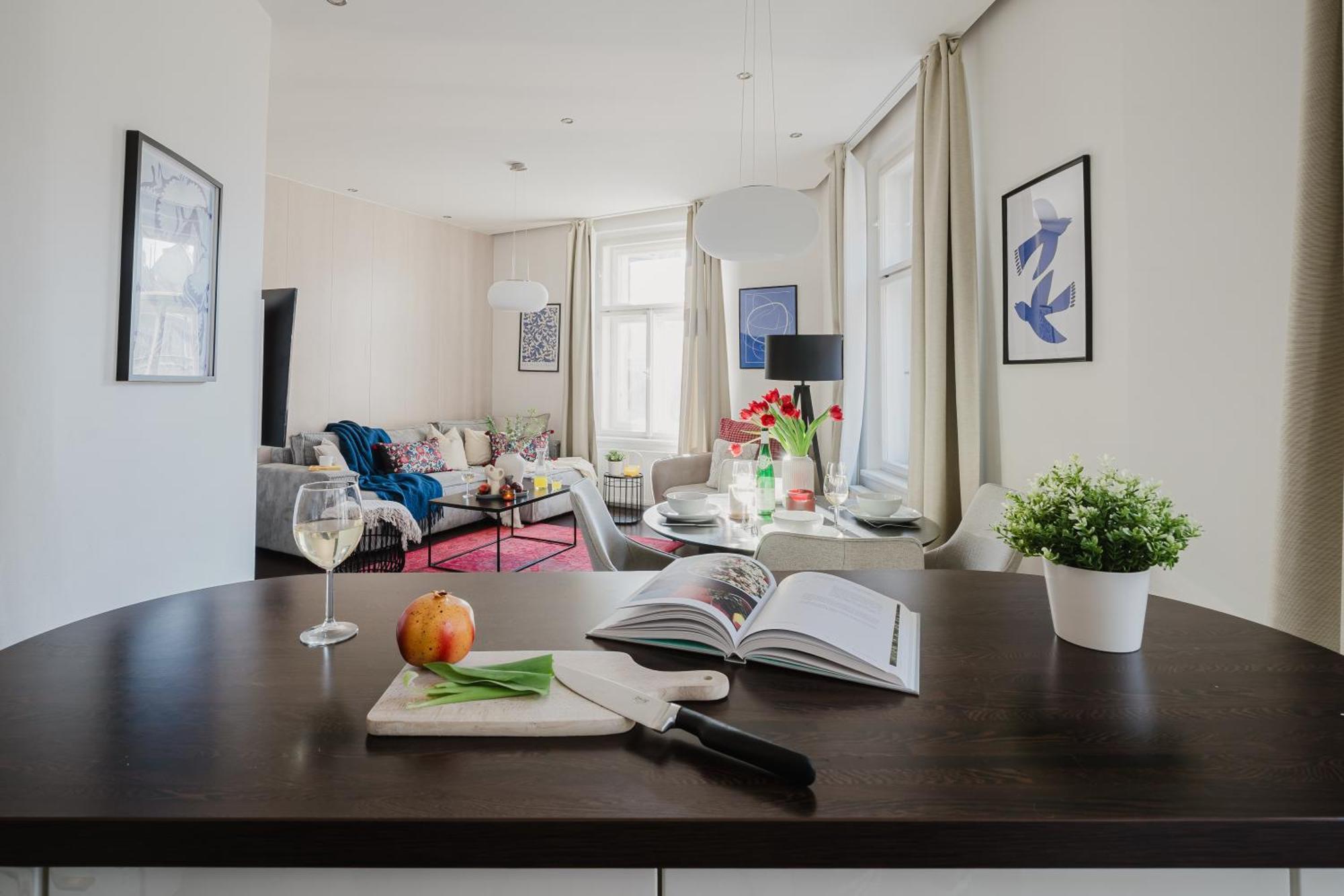 Prague Days - Stylish Apartment - Netflix - Hip District Exterior photo